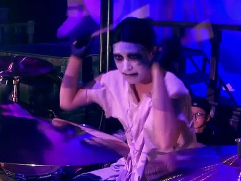 Hideki Aoyama — Drums